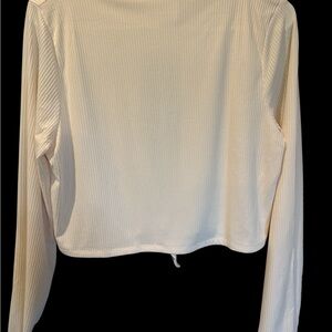 O52 Cropped Ribbed Long-Sleeve Crewneck Top - Cream